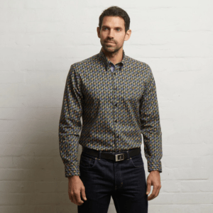 Gabicci Classic Fit Patterned Black Shirt W05